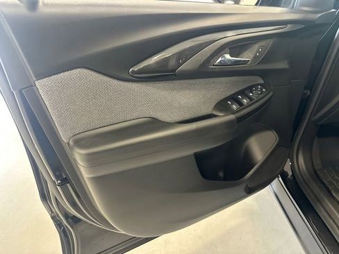 Used 2022 Chevrolet TrailBlazer LT w/ Convenience Package image 32