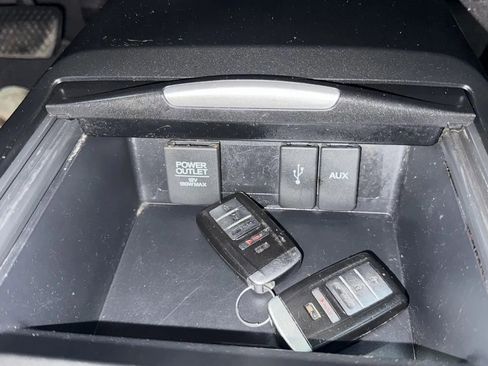 Used 2017 Acura RDX AWD image 19