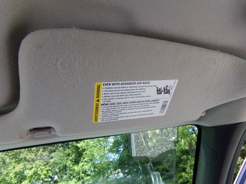 Used 2012 Chevrolet Colorado W/T RWD image 34