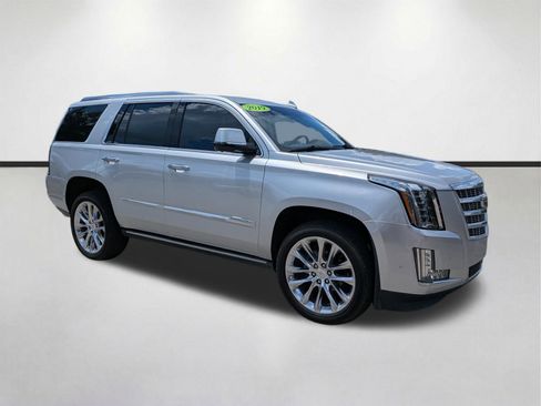 Used 2019 Cadillac Escalade Premium Luxury AWD/4WD image 2