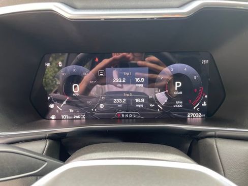 Certified 2025 GMC Canyon Elevation w/ Convenience Package AWD/4WD image 26
