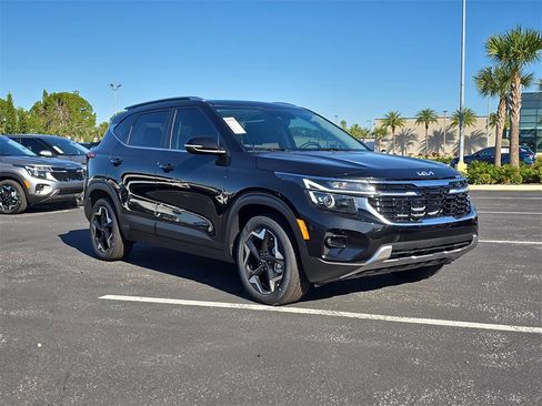 New 2026 Kia Seltos EX image 2