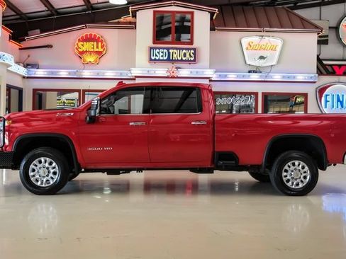Used 2023 Chevrolet Silverado 3500 LTZ w/ LTZ Convenience Package AWD/4WD image 11