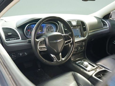Used 2021 Chrysler 300 Touring L image 50