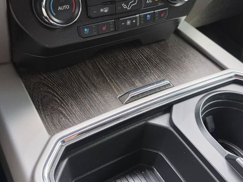 Used 2021 Ford F250 Lariat AWD/4WD image 23