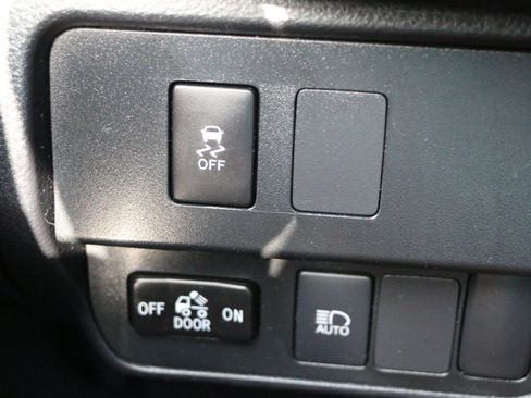 Used 2023 Toyota Tacoma SR5 w/ Technology Package AWD/4WD image 20
