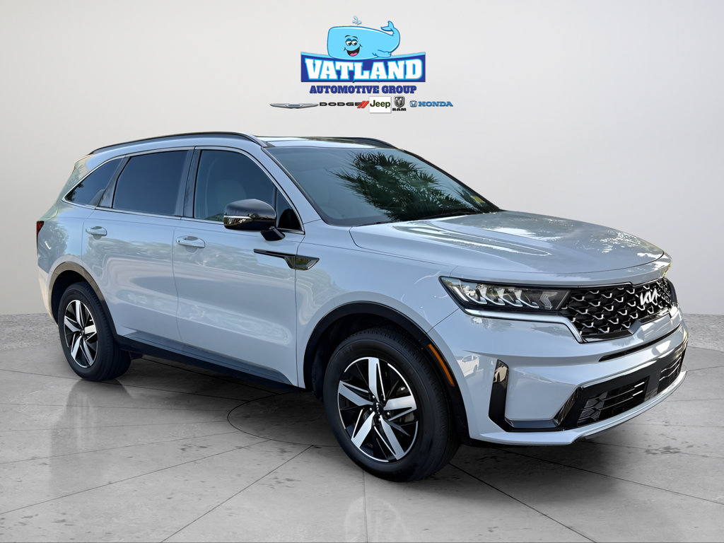 Used 2022 Kia Sorento EX w/ Panoramic Sunroof Package FWD image 21