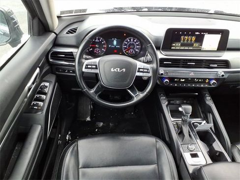 Used 2022 Kia Telluride S image 10