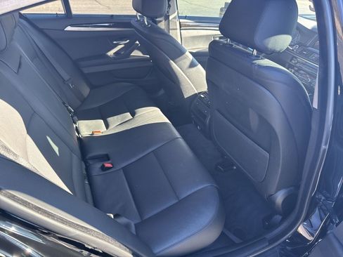 Used 2016 BMW 528i Sedan image 31