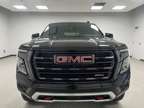 Used 2025 GMC Yukon AT4 Ultimate w/ LPO, Floor Liner Package AWD/4WD image 3