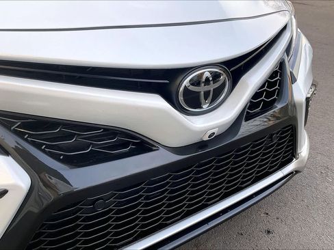 Used 2024 Toyota Camry XSE image 29