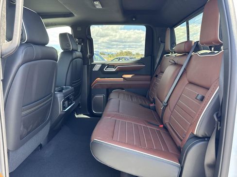 New 2026 GMC Sierra 1500 Denali Ultimate AWD/4WD image 25