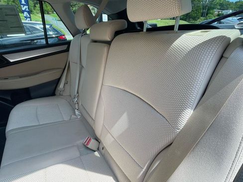 Used 2016 Subaru Outback 2.5i Premium AWD/4WD image 20