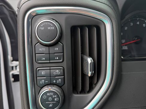 Used 2022 Chevrolet Silverado 1500 LTZ w/ Safety Package II image 16