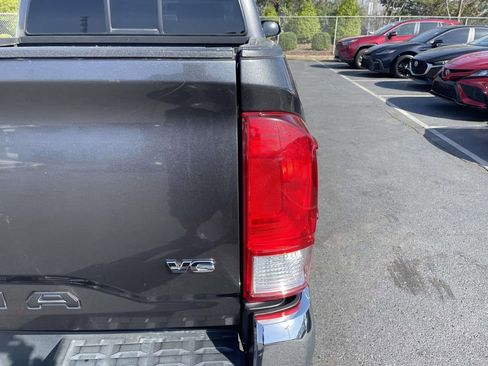 Used 2017 Toyota Tacoma SR5 w/ Tow Package image 17