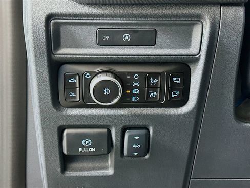 Used 2025 Ford F150 Raptor AWD/4WD image 10