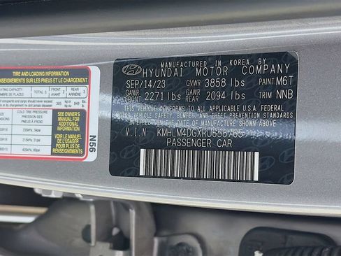 Used 2024 Hyundai Elantra SEL FWD image 39