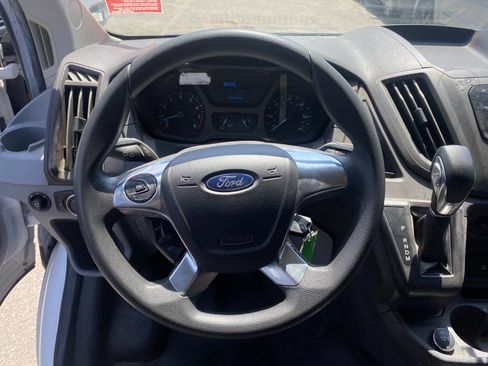 Used 2018 Ford Transit 250 130 Low Roof w/ Exterior Upgrade Package RWD image 12