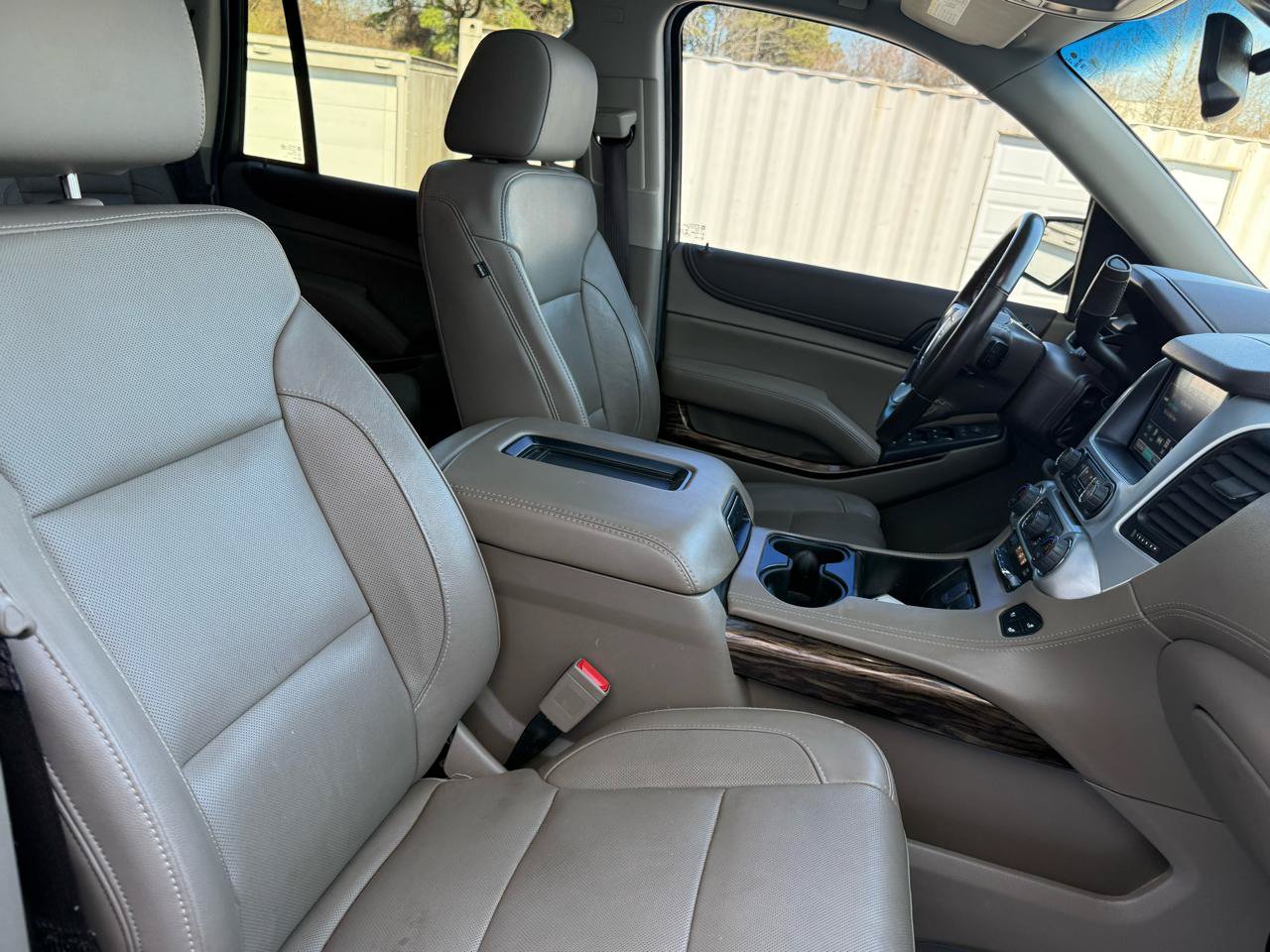 Used 2019 GMC Yukon SLT w/ Premium Edition AWD/4WD image 14