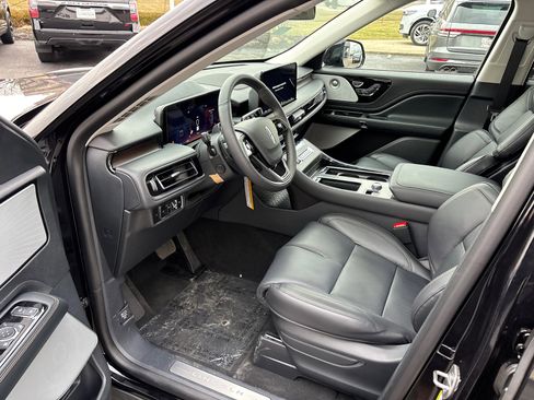 New 2026 Lincoln Aviator Reserve AWD/4WD image 24