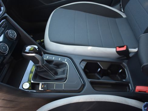 Used 2025 Volkswagen Taos S image 22