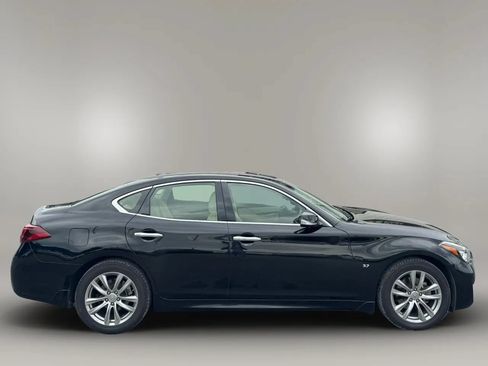 Used 2015 INFINITI Q70 3.7 RWD image 4