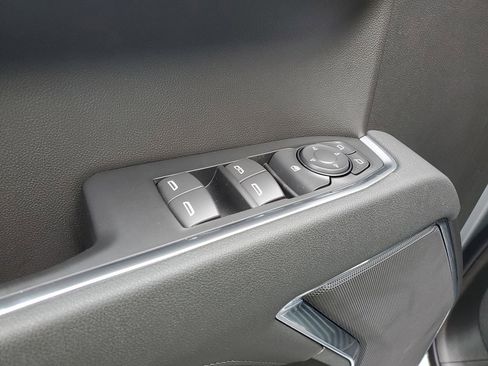 New 2026 GMC Sierra 1500 Elevation image 12