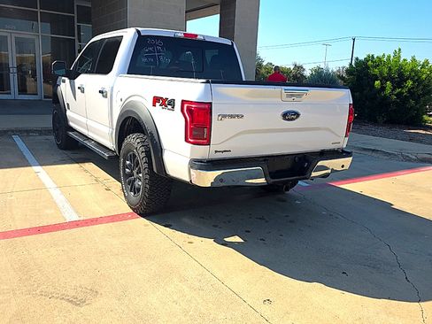 Used 2016 Ford F150 Lariat w/ Equipment Group 502A Luxury AWD/4WD image 13