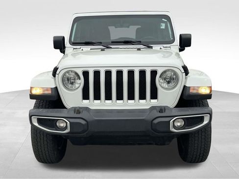 Used 2022 Jeep Wrangler Unlimited Sahara w/ Cold Weather Group image 2