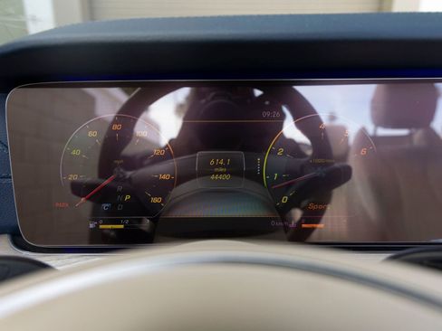 Used 2018 Mercedes-Benz E 400 Cabriolet image 17