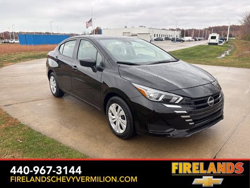 Used 2024 Nissan Versa S w/ Electronics Package image 7