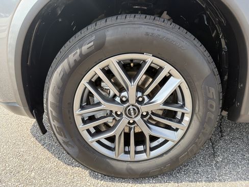 Used 2023 Nissan Rogue S AWD/4WD image 20