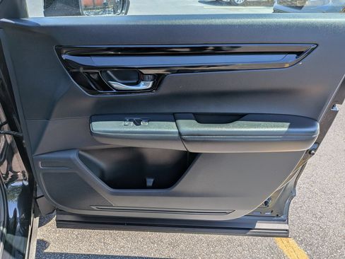 Used 2025 Honda CR-V EX-L image 34