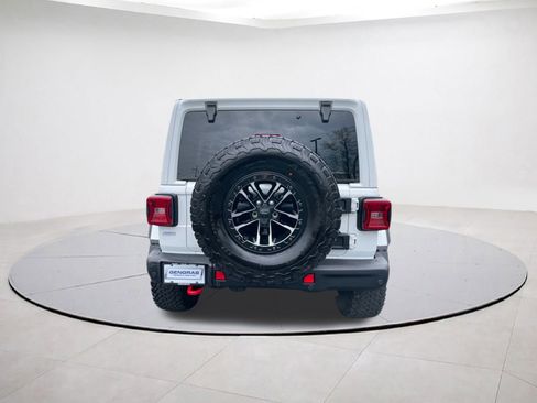 Certified 2024 Jeep Wrangler Unlimited Rubicon AWD/4WD image 23