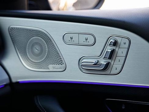 Used 2025 Mercedes-Benz GLE 350 4MATIC image 40