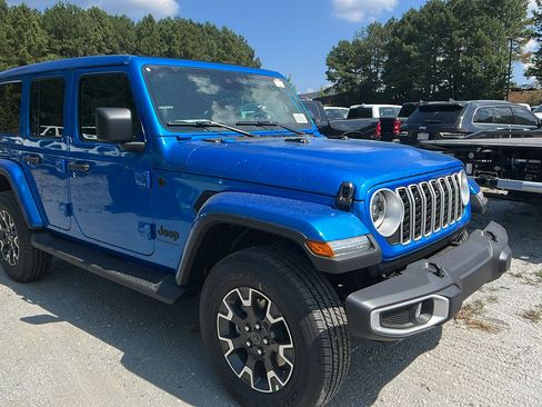 New 2025 Jeep Wrangler Sahara image 5