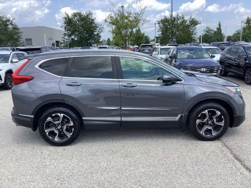 Used 2017 Honda CR-V Touring image 4