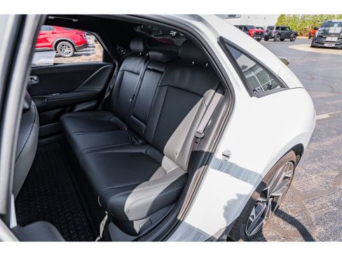 Used 2025 Hyundai Ioniq 6 SEL AWD/4WD image 22