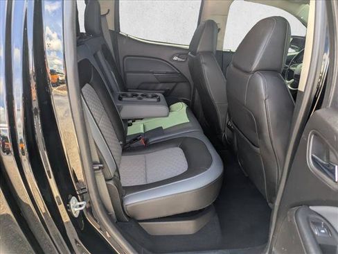 Used 2019 Chevrolet Colorado Z71 AWD/4WD image 18