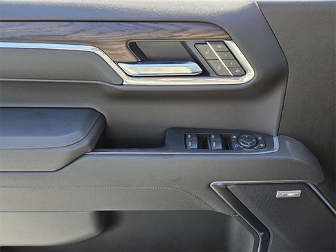 New 2026 GMC Sierra 1500 SLT w/ SLT Premium Plus Package image 31