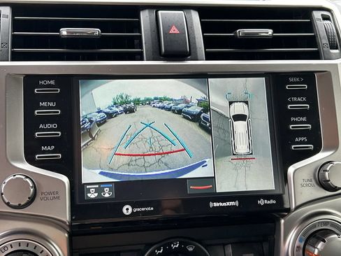 Used 2023 Toyota 4Runner TRD Sport w/ Technology Package AWD/4WD image 17