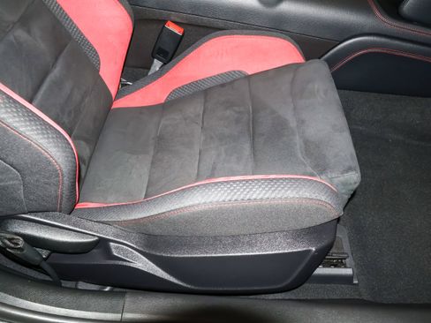 Used 2019 Ford Mustang Shelby GT350R w/ GT350R Equipment Group 920A RWD image 48