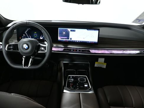 New 2026 BMW 760i xDrive w/ Executive Package AWD/4WD image 17