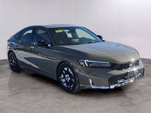 Certified 2025 Honda Civic Sport image 3