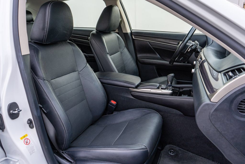 Used 2016 Lexus GS 350 RWD image 20