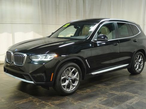 Used 2022 BMW X3 xDrive30i AWD/4WD image 2