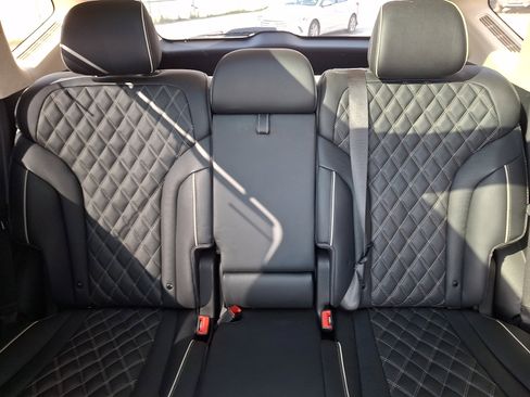 Used 2023 Genesis GV80 3.5T w/ Prestige Package image 19