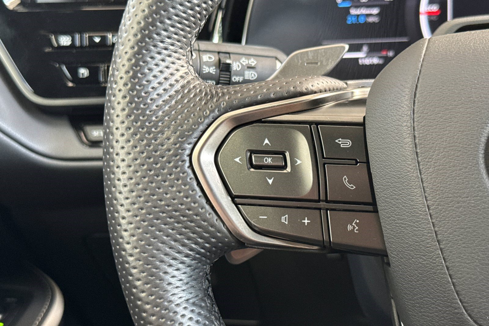 Certified 2026 Lexus TX 500h AWD w/ Technology Package image 31