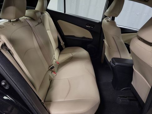 Used 2019 Toyota Prius XLE image 23