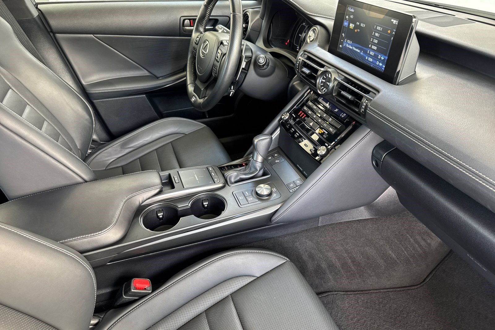 Certified 2024 Lexus IS 350 F Sport RWD image 19